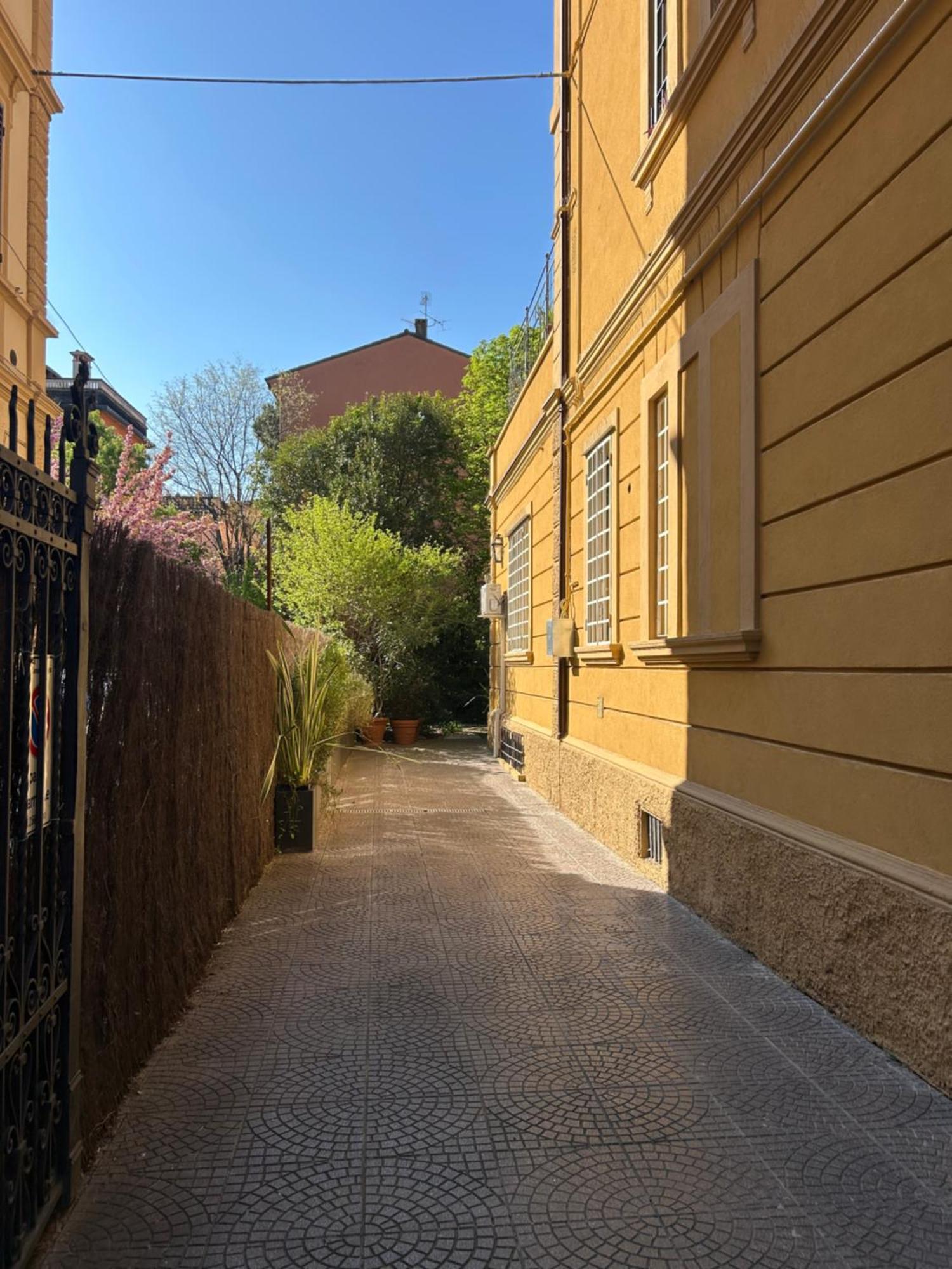 Urban Jungle Leilighet Bologna Eksteriør bilde